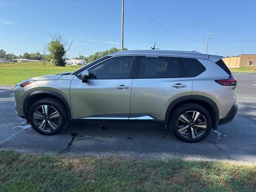 2022 Nissan Rogue Platinum