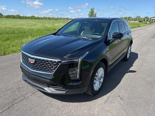 2024 Cadillac XT4 Luxury