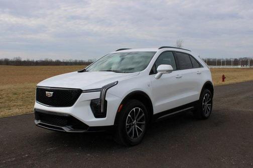 2025 Cadillac XT4 Premium Luxury