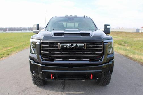 2026 GMC Sierra 2500 AT4