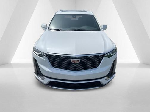 2025 Cadillac XT6 Luxury AWD