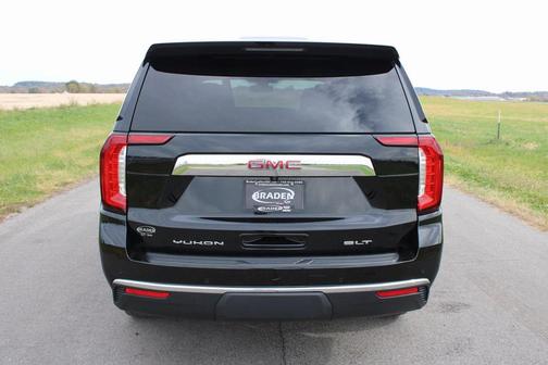 2021 GMC Yukon SLT