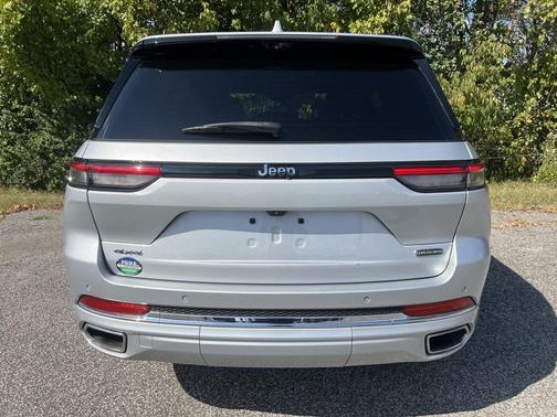 2022 Jeep Grand Cherokee Overland