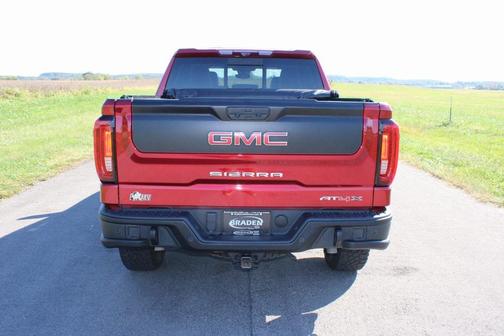 2024 GMC Sierra 1500 AT4X