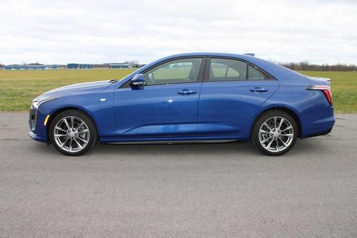 2023 Cadillac CT4 Sport