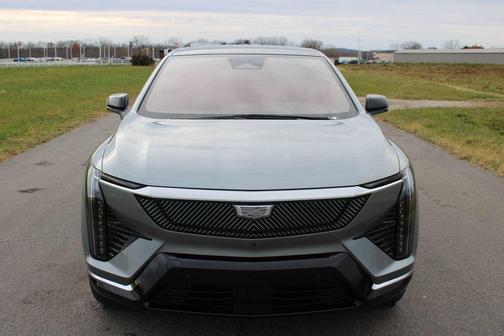 2026 Cadillac OPTIQ Premium Luxury