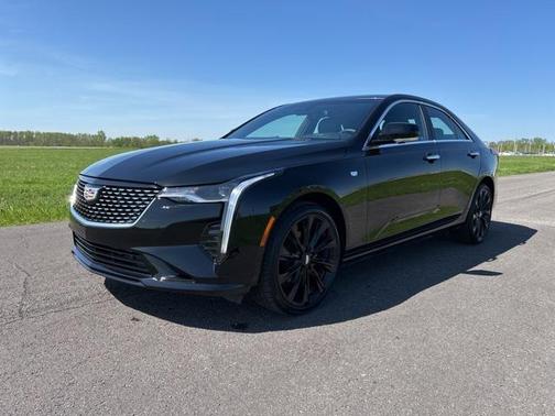 2025 Cadillac CT4 Luxury RWD