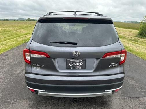 2019 Honda Pilot Touring 8-Passenger