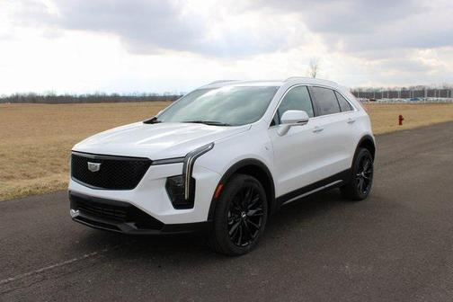 2025 Cadillac XT4 Premium Luxury