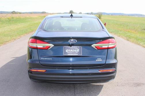 2020 Ford Fusion Hybrid SE