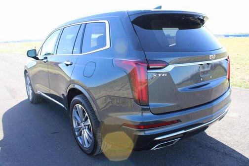 2021 Cadillac XT6 Premium Luxury FWD