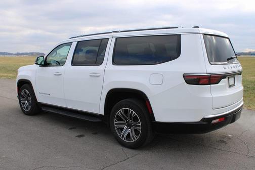 2024 Jeep Wagoneer L Series II 4x4