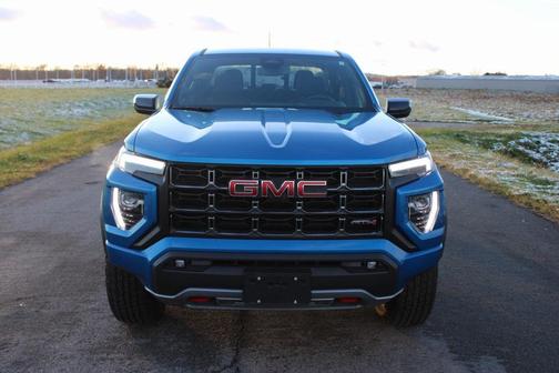 2023 GMC Canyon AT4