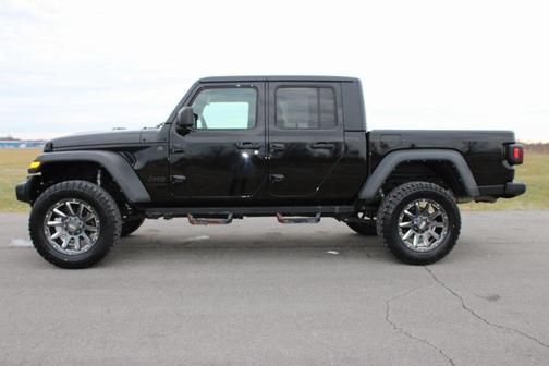 2022 Jeep Gladiator Sport