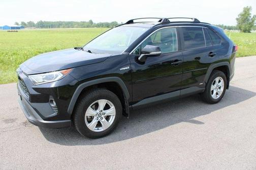 2020 Toyota RAV4 Hybrid XLE