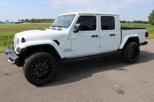 2022 Jeep Gladiator Overland