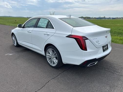 2025 Cadillac CT4 Premium Luxury RWD