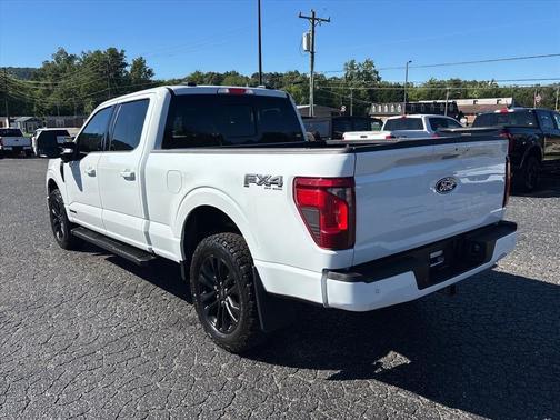 Oxford White 2024 Ford F-150 XLT