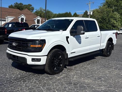 Oxford White 2024 Ford F-150 XLT