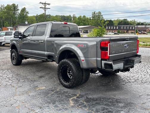 Gray Metallic 2024 Ford F-350 Lariat Super Duty