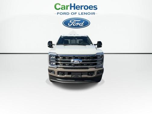 Star White 2027 Ford F-250 King Ranch