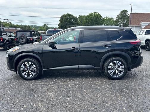 Black 2021 Nissan Rogue SV