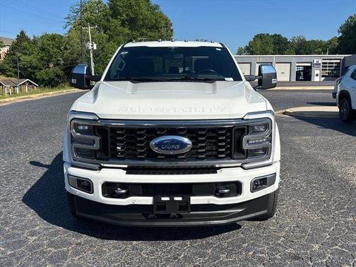 White 2023 Ford F-450 Platinum