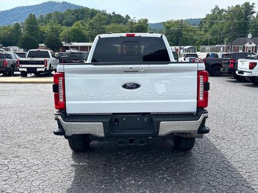 White 2023 Ford F-250