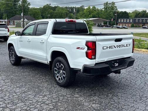 Summit White 2025 Chevrolet Colorado Z71
