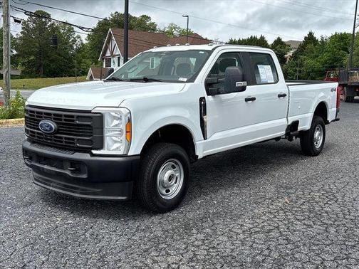 Oxford White 2023 Ford F-250 XL