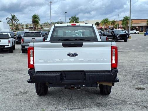 White 2023 Ford F-250 XL