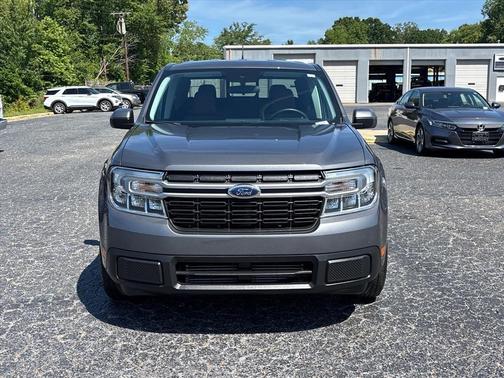 Carbonized Gray Metallic 2023 Ford Maverick Lariat