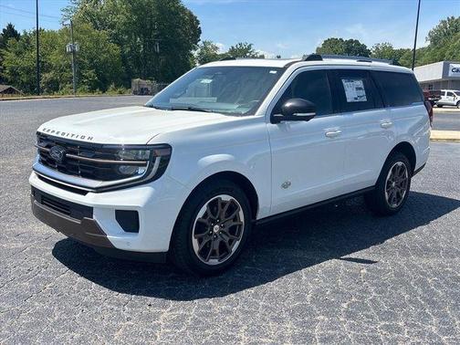 Star White 2026 Ford Expedition King Ranch