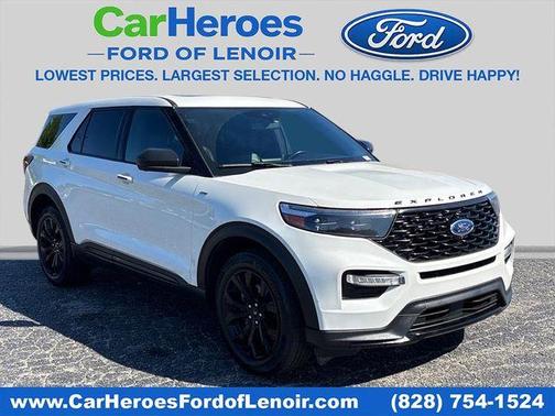 White 2022 Ford Explorer ST-Line