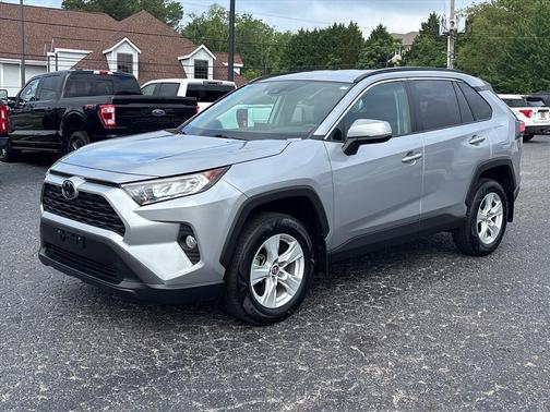 Silver Sky Metallic 2020 Toyota RAV4 XLE