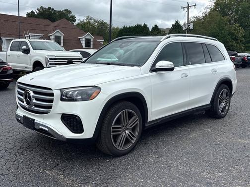 Polar White 2026 Mercedes-Benz GLS 450 4MATIC