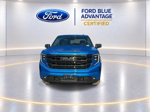 Dynamic Blue Metallic 2023 GMC Sierra 1500 Elevation
