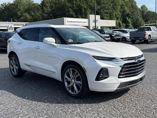 Iridescent Pearl Tricoat 2020 Chevrolet Blazer Premier
