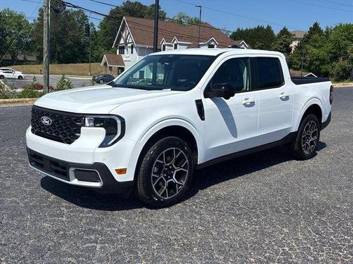 Oxford White 2026 Ford Maverick Lariat