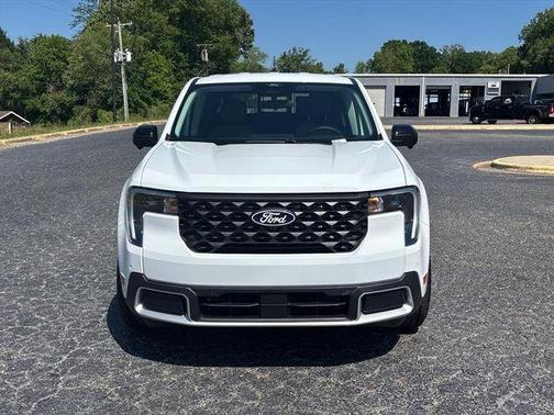 Oxford White 2026 Ford Maverick Lariat