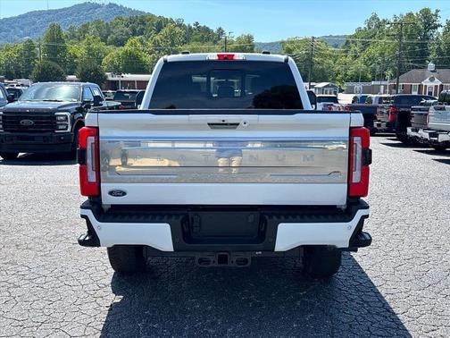 White 2023 Ford F-250