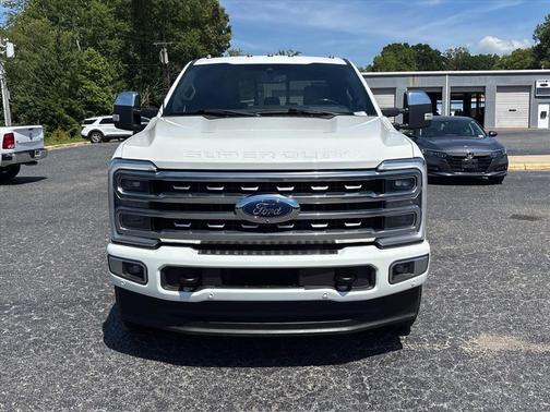 White 2023 Ford F-250