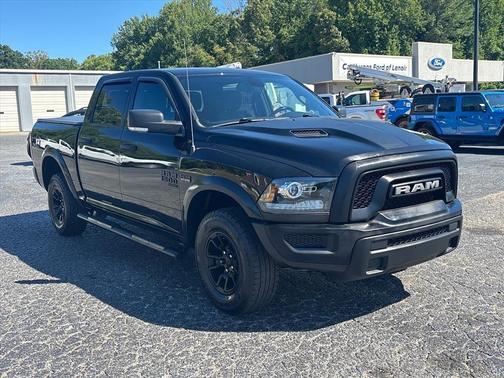 Diamond Black 2021 RAM 1500 Classic SLT
