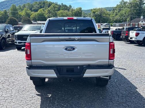 Iconic Silver Metallic 2023 Ford F-150 XLT