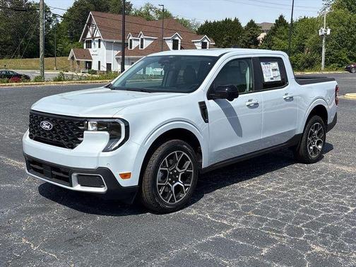 Space White Metallic 2026 Ford Maverick Lariat