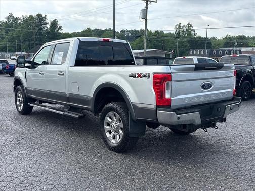 Ingot Silver Metallic 2019 Ford F-250 Lariat