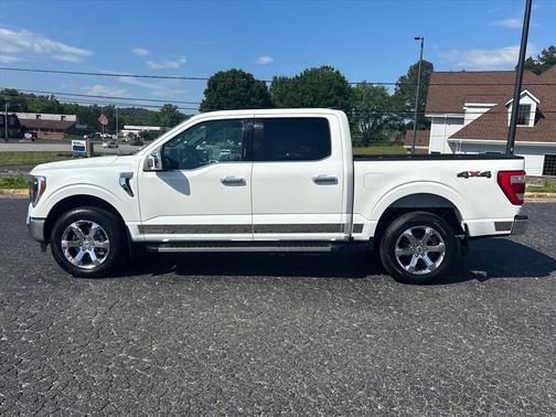 Star White 2023 Ford F-150 Lariat