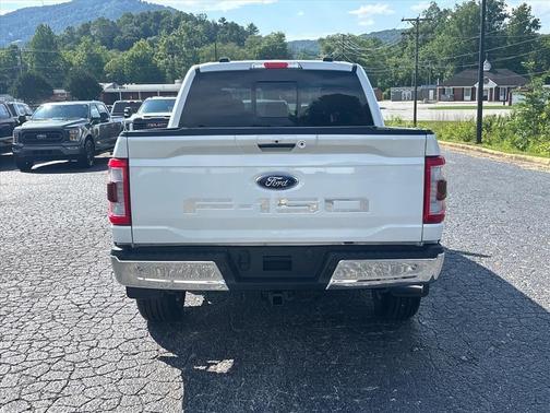 Star White 2023 Ford F-150 Lariat