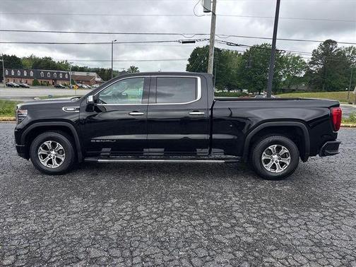 Onyx Black 2022 GMC Sierra 1500 Denali