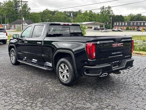 Onyx Black 2022 GMC Sierra 1500 Denali
